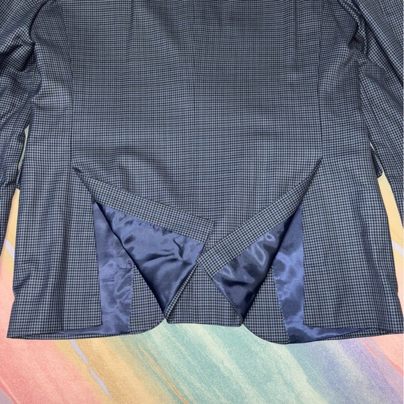 Peter Millar Solid Navy 100% Wool Two Button Sports Coat Blazer Jacket size 42 T - Picture 8 of 8